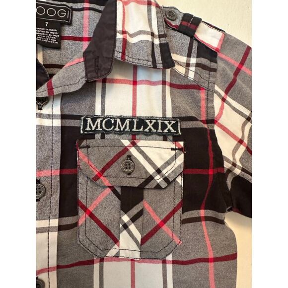 Coogi Boys Plaid Button-Down Shirt Size 7 Short Sleeve Embroidered Cotton Top - Picture 3 of 8